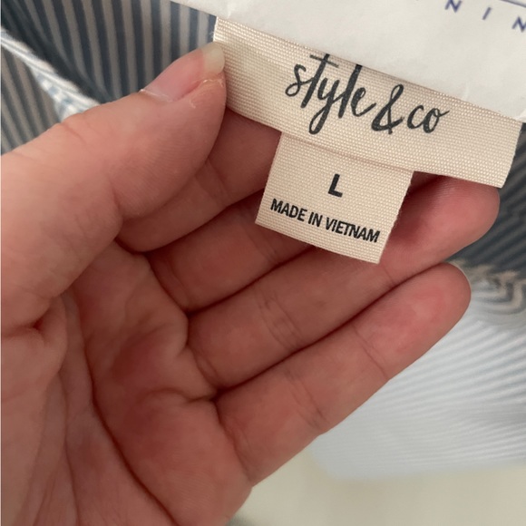 Striped blouse - Picture 2 of 2